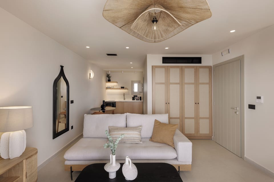 Deluxe Suite, 1 Queen Bed with Sofa bed, Hot Tub, Ocean View | Living area | Flat-screen TV