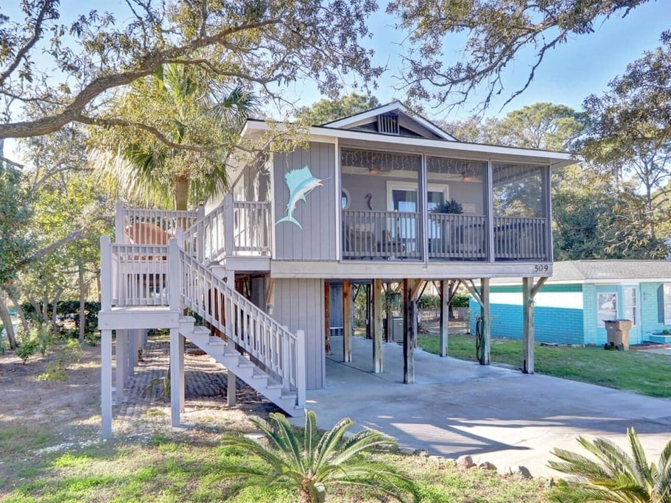 Blue Marlin by You``re On Tybee Tyme Properties- exterior, parking for 4 vehicles