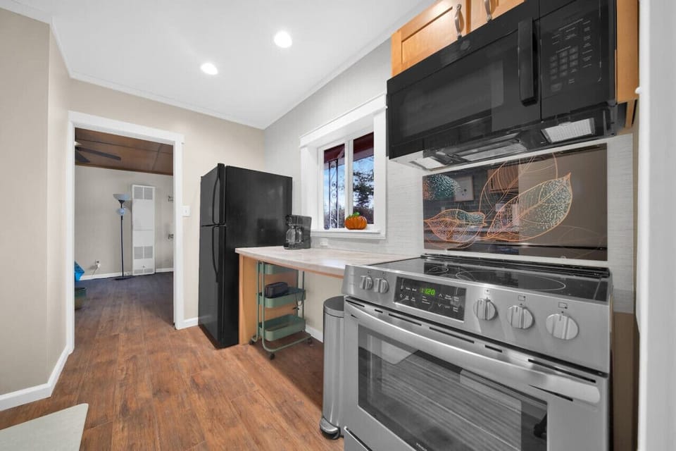Modern kitchen appliances for easy cooking!