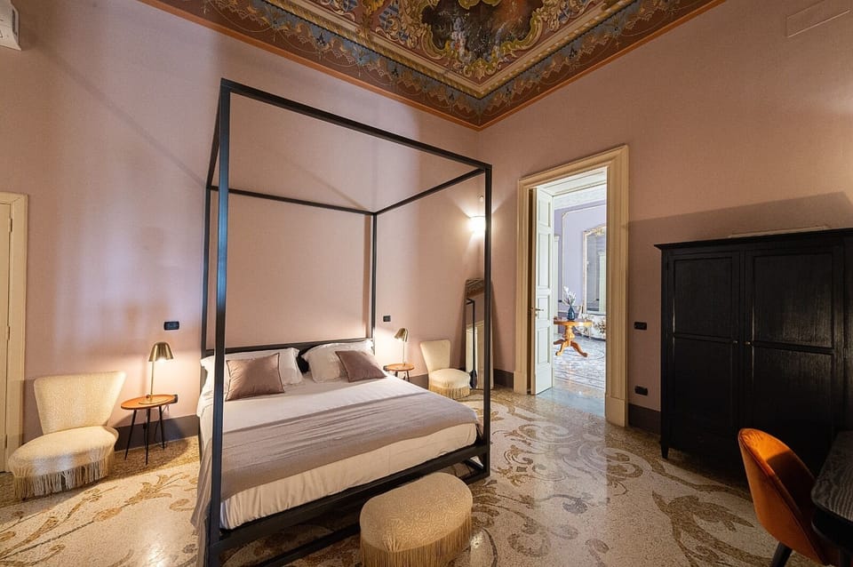 Angeli | Egyptian cotton sheets, premium bedding, Select Comfort beds, minibar