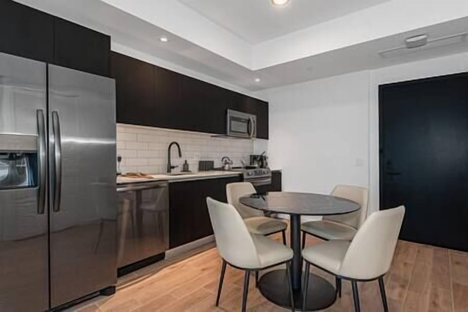Kitchen - Dining Room (2)