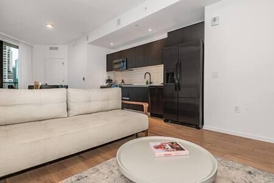 Living Room Area (4)