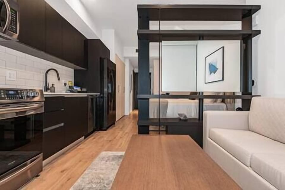 Kitchen / Living Room (1)