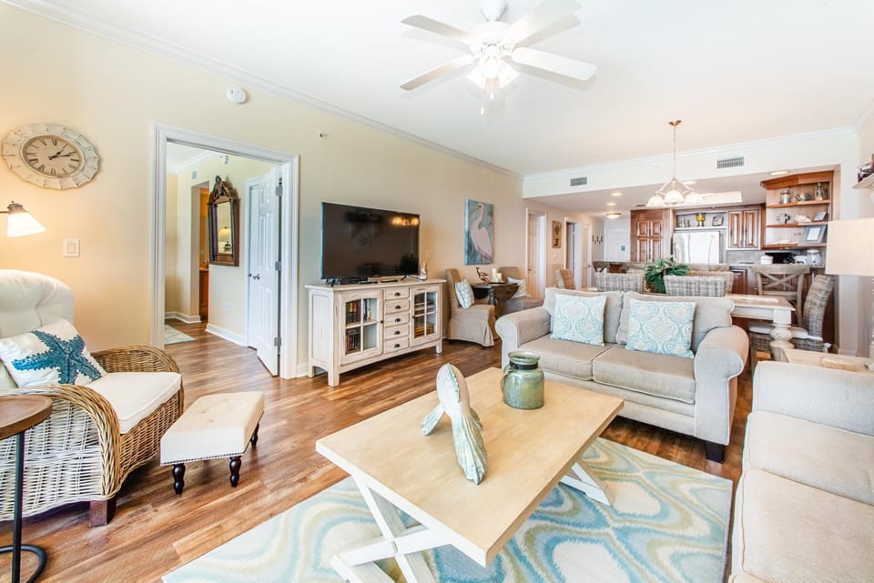 Condo, Multiple Beds (Boardwalk 1502) | Living area | TV