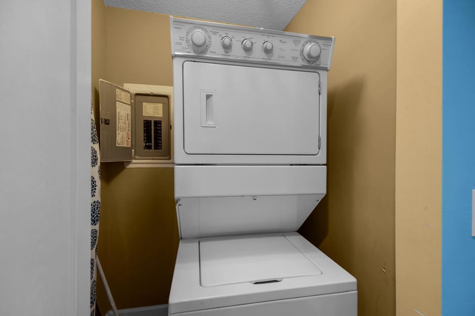 Ocean Villa 1101 Apartment in Long Beach