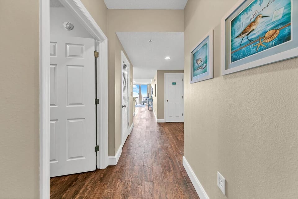 Condo, Multiple Beds (Majestic Beach Towers 1-1803) | Interior