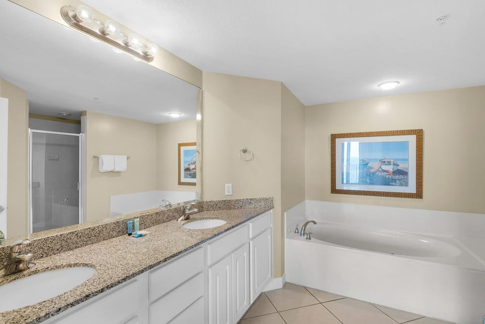 Grandview East 502 Apartment in Long Beach