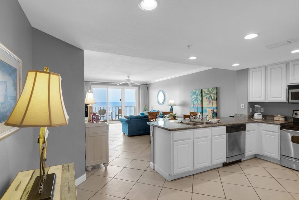 Condo, Multiple Beds (Grandview East 502) | Interior