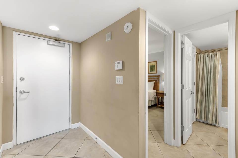 Condo, Multiple Beds (SeaSpray East 323- Gulf Front) | Interior