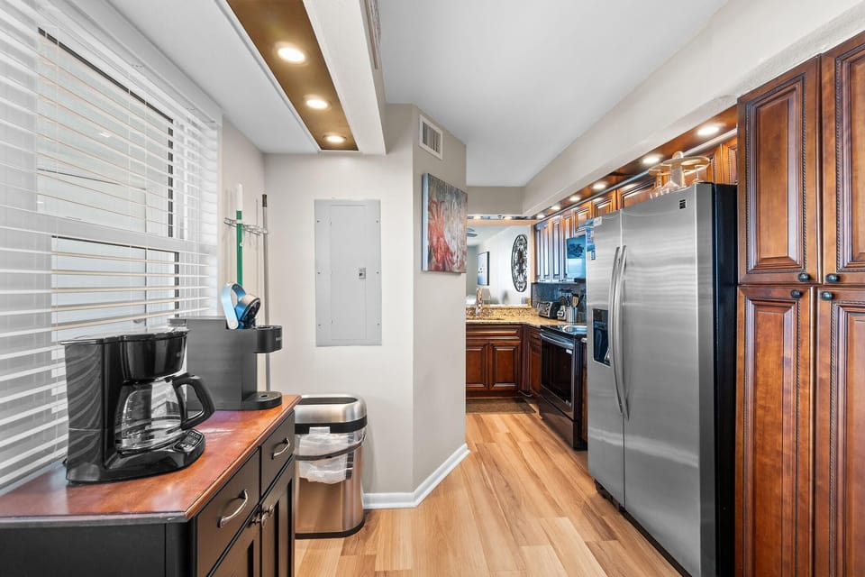 Condo, Multiple Beds (Perdido Sun 808) | Private kitchen | Oven, toaster, paper towels
