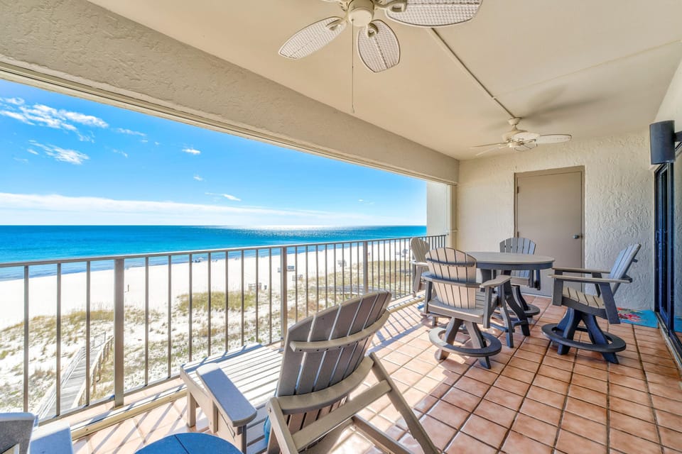 Condo, Multiple Beds (Shipwatch A501) | Outdoor dining
