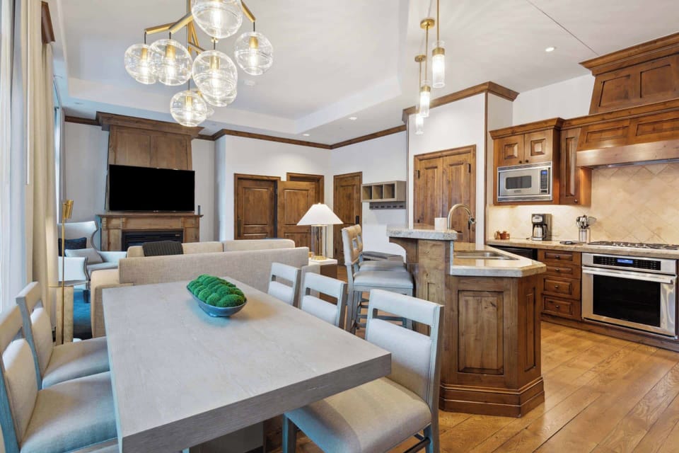 AspenMtnResidences-09B-3483