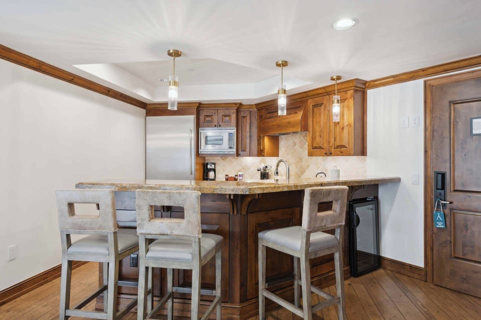 AspenMtnResidences-34B3-4489