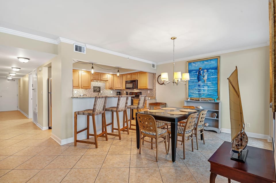 Condo, Multiple Beds (SeaSpray West 503- Gulf Front) | Dining