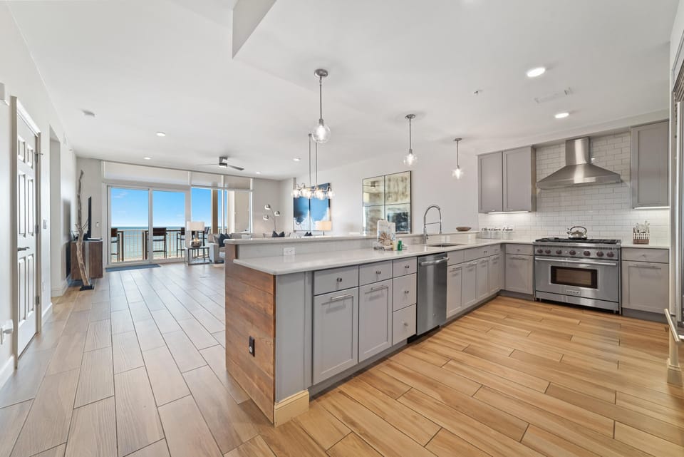 Condo, Multiple Beds (Vista Del Mar 206) | Private kitchen | Oven, toaster, paper towels