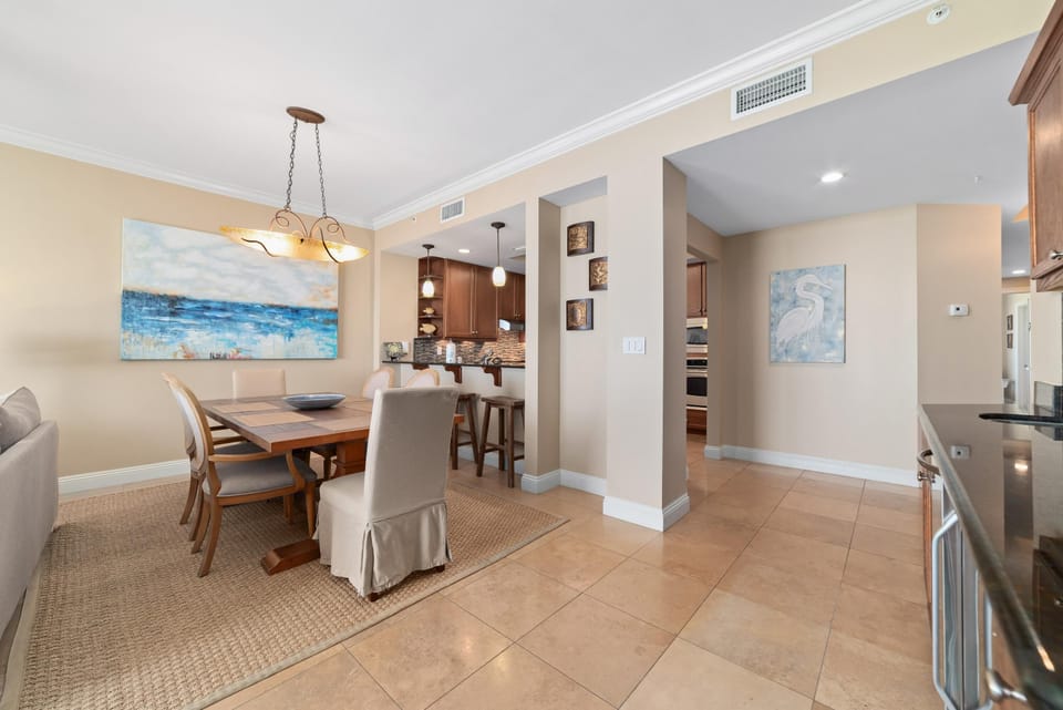 Condo, Multiple Beds (Indigo East 1602) | Dining