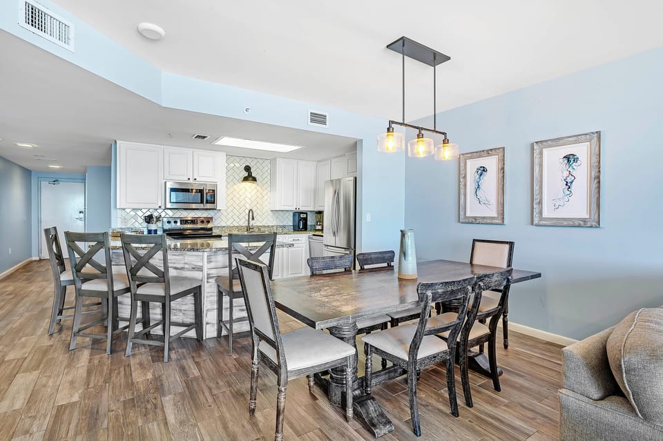 Condo, Multiple Beds (Phoenix X 603) | Dining