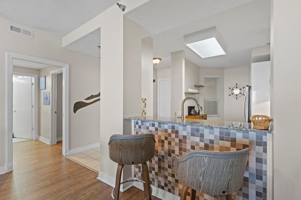 Condo, Multiple Beds (Beach Colony West 11B) | Interior