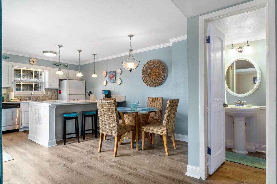 Condo, Multiple Beds (Boardwalk F3) | Dining