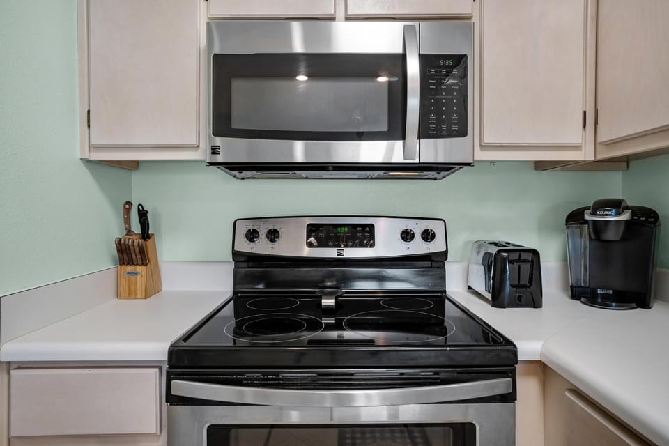 Condo, Multiple Beds (St Martin Beachwalk Villas 432) | Private kitchen | Oven, toaster