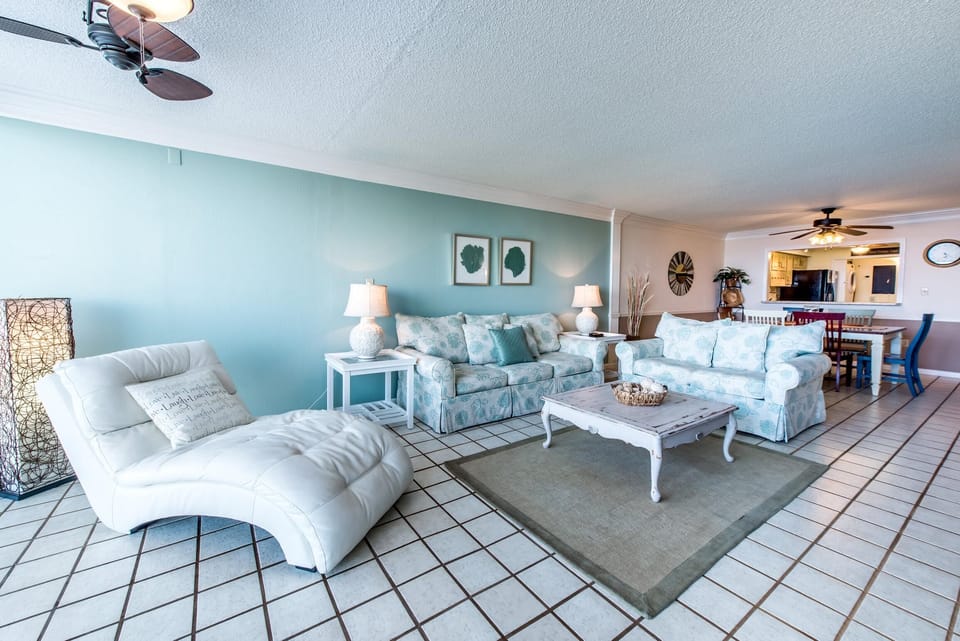 Condo, Multiple Beds (Shoreline Towers 3074) | Living area | TV