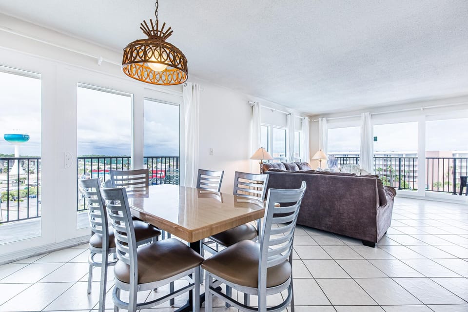 Condo, Multiple Beds (Sea Oats 712) | Dining