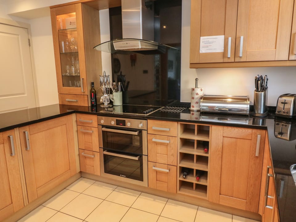 Fridge, dishwasher, electric kettle, toaster
