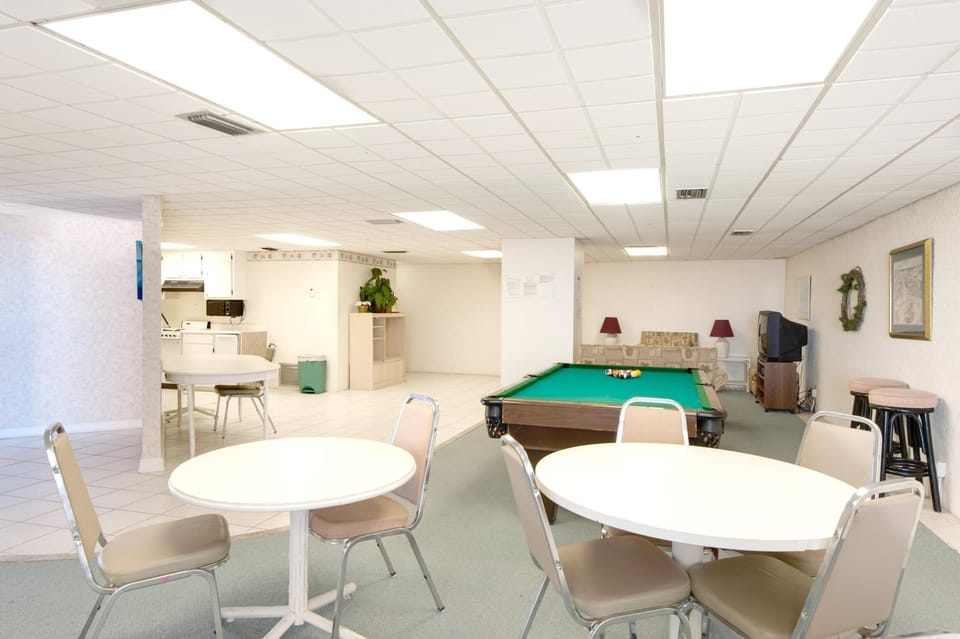 Condo, Multiple Beds (Holiday Surf and Racquet Club 710) | Game room