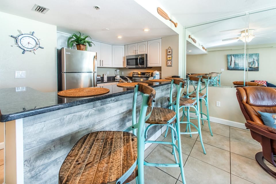 Condo, 1 King Bed with Sofa bed (SunDestin 1211) | Private kitchen | Oven, toaster