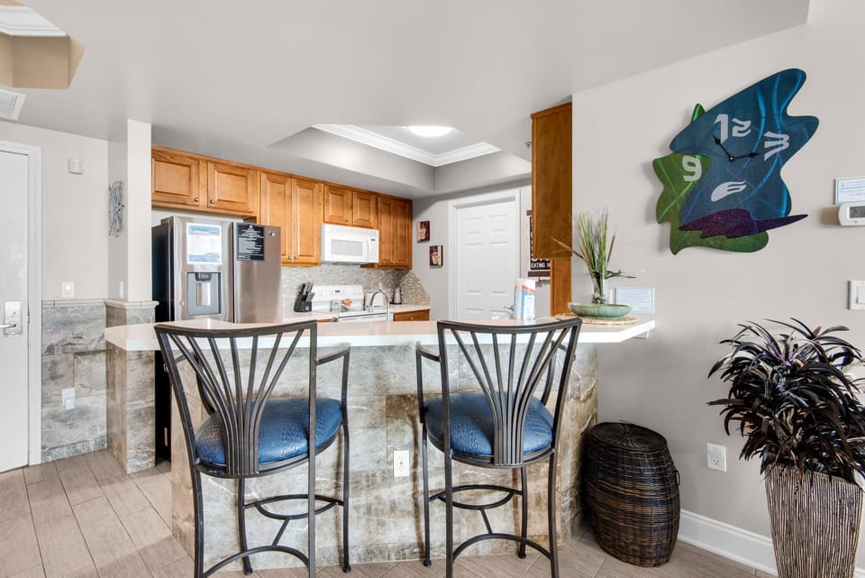Condo, Multiple Beds (St. Lucia 1103) | Private kitchen | Oven, toaster