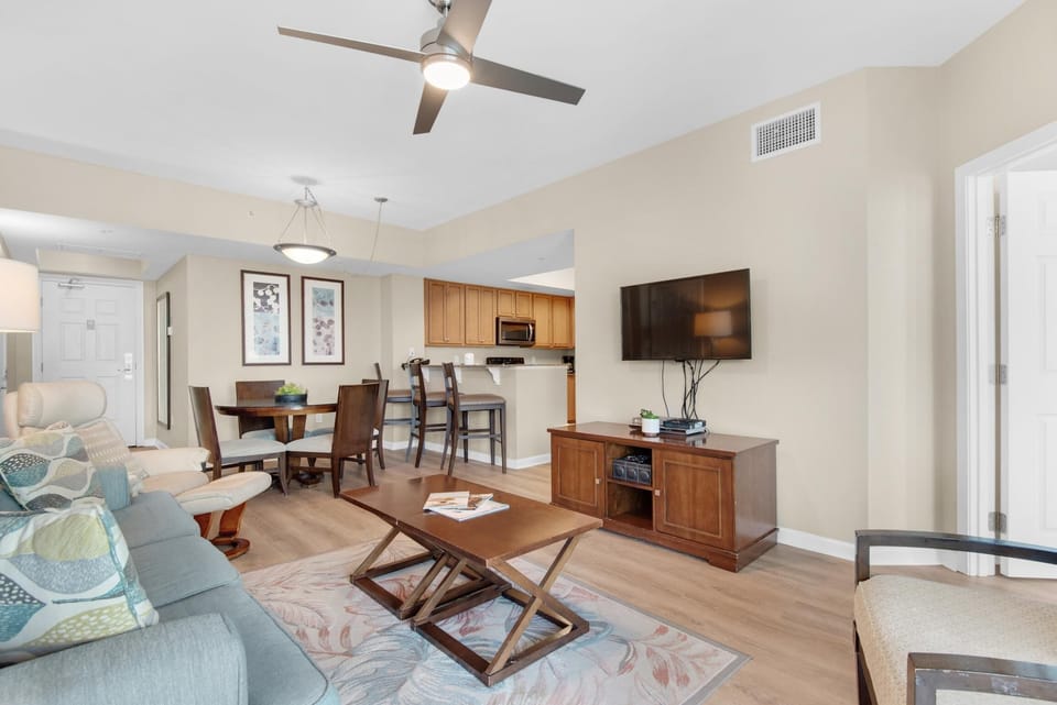 Condo, Multiple Beds (Palms Resort #2315 Full 2 Bedroom) | Living area | TV