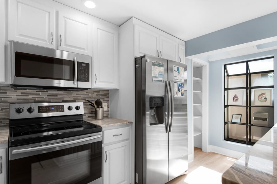 House, Multiple Beds (Beachwalk Villas 5079- On the Rocks) | Private kitchen | Oven, toaster