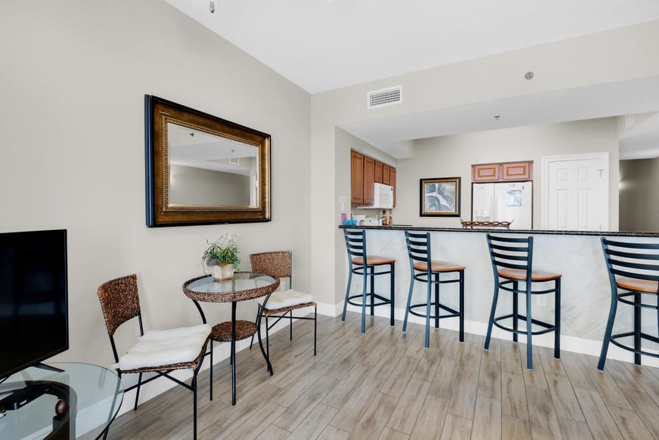 Condo, 1 King Bed with Sofa bed (Ariel Dunes II 2006) | Dining
