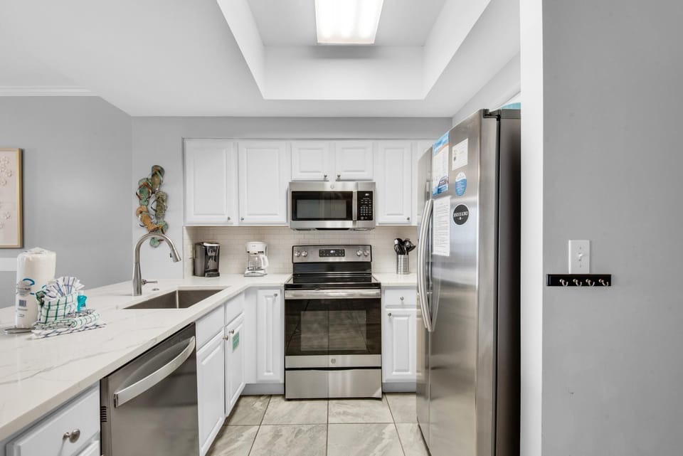Condo, Multiple Beds (Ariel Dunes II 1909) | Private kitchen | Oven, toaster