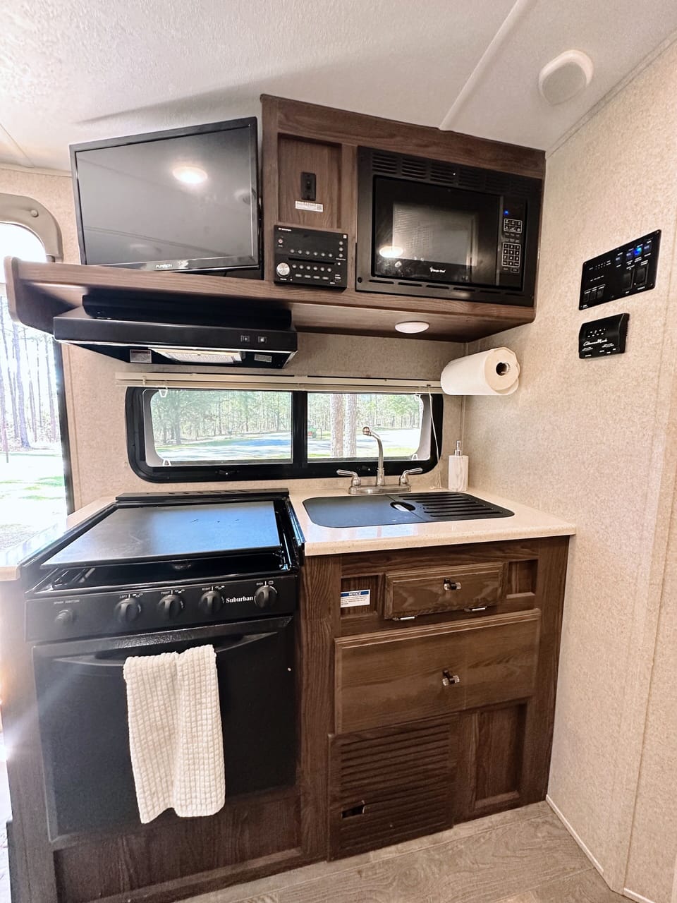 Whip up a delicious meal in this fully stocked kitchen with an oven and stove.