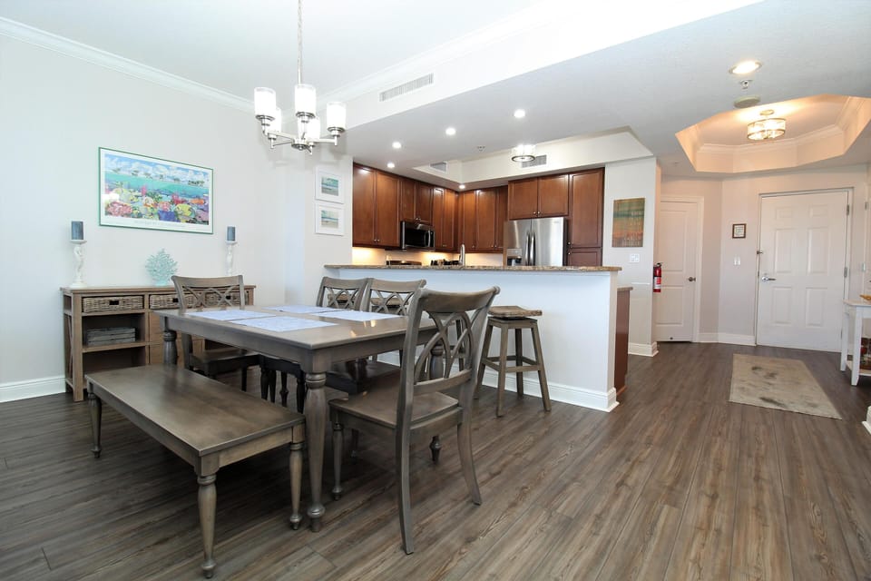 Condo, Multiple Beds (Lost Key B702) | Dining