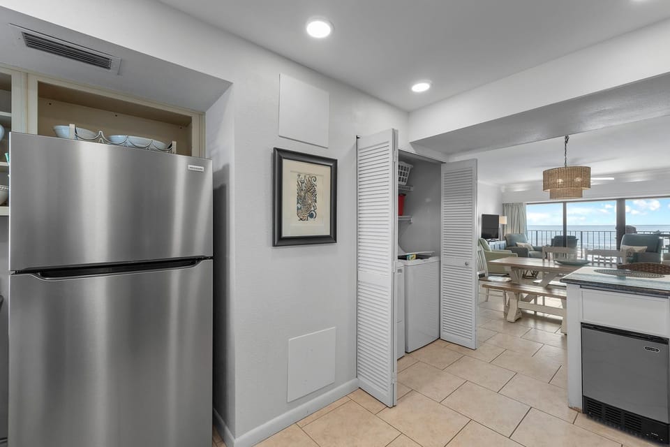 Condo, Multiple Beds (Shipwatch A302) | Interior