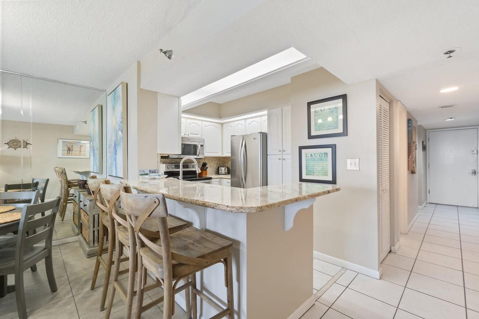 Condo, Multiple Beds (Perdido Sun 304) | Private kitchen | Oven, toaster, paper towels