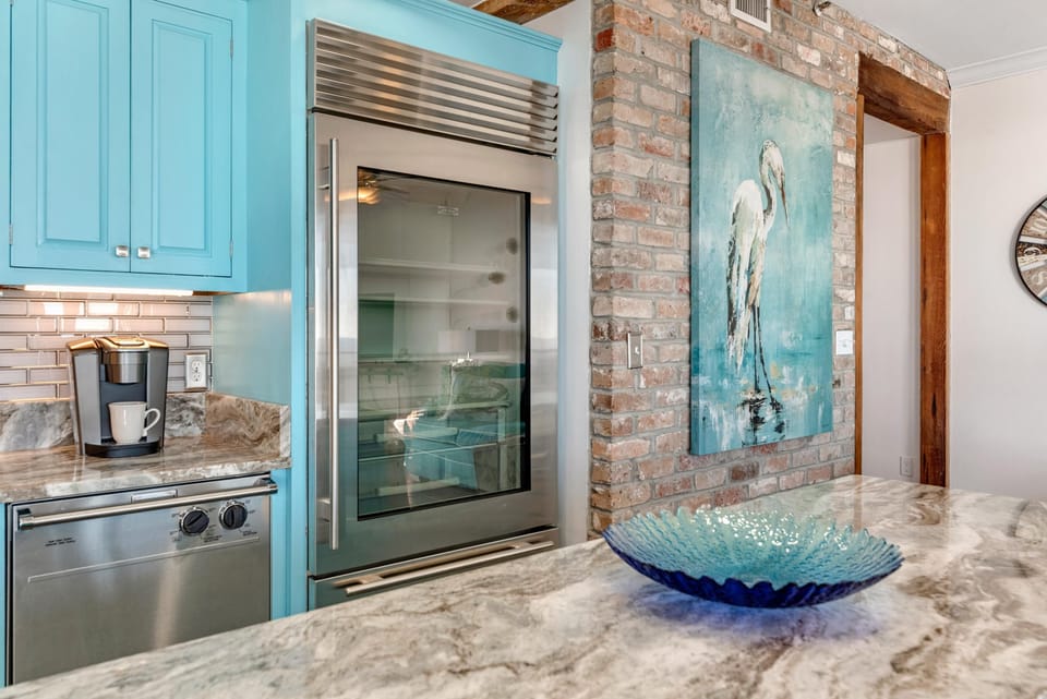 Condo, Multiple Beds (Phoenix VII 1401) | Private kitchen | Oven, toaster, paper towels