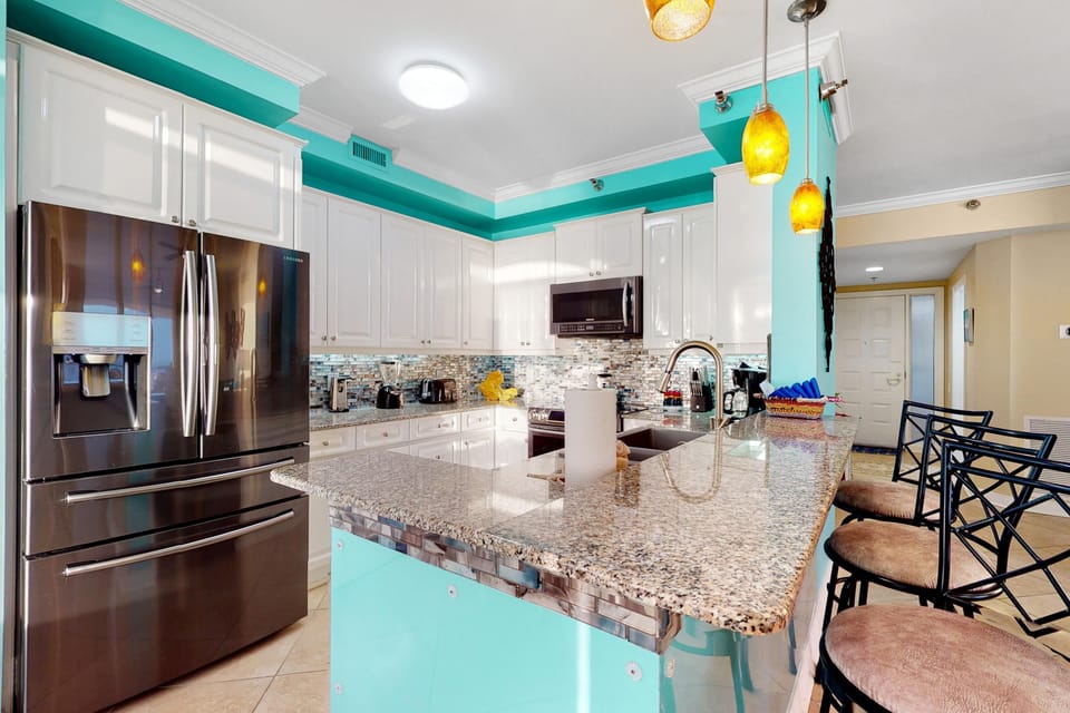 Condo, Multiple Beds (Beach Colony West 9D) | Private kitchen | Oven, toaster, paper towels