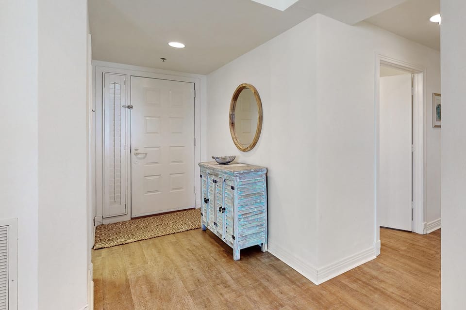 Condo, Multiple Beds (Beach Colony West 7A) | Interior