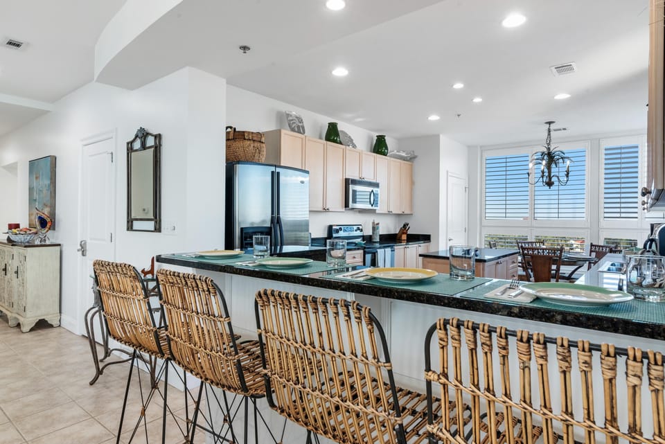 Condo, Multiple Beds (La Playa 801) | Private kitchen | Oven, toaster, paper towels