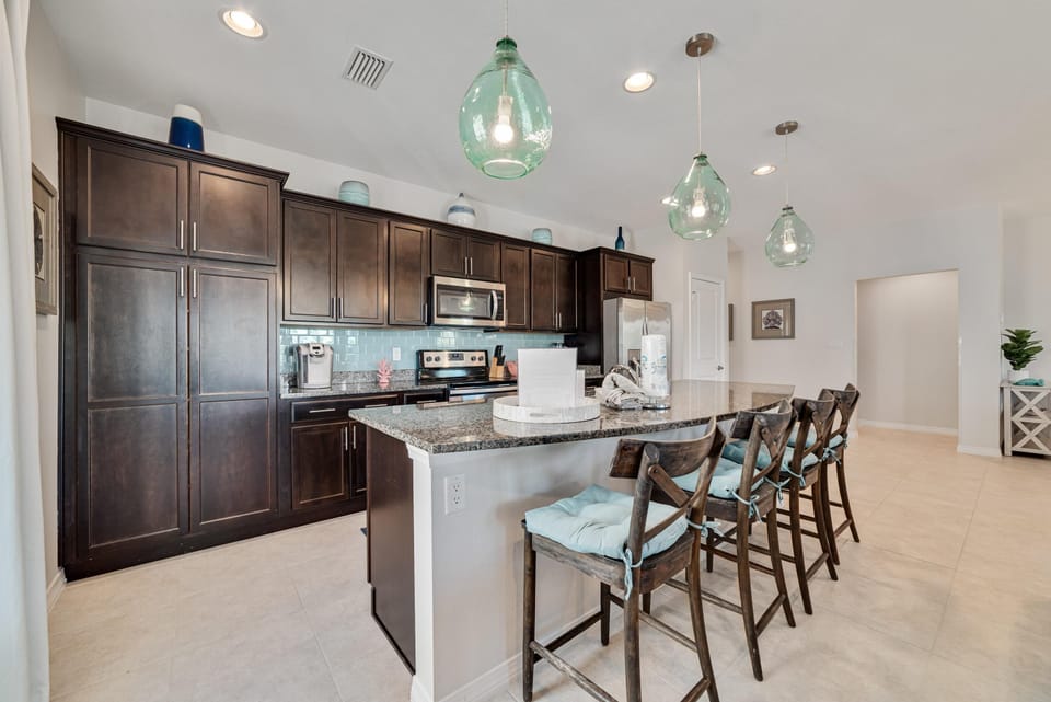 House, Multiple Beds (Emerald Tides at Lost Key Villas) | Private kitchen | Oven, toaster, paper towels
