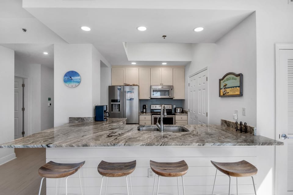 Condo, Multiple Beds (Ariel Dunes I 2401) | Private kitchen | Oven, toaster