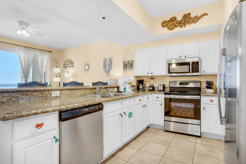 Condo, Multiple Beds (Ariel Dunes I 1706) | Private kitchen | Oven, toaster