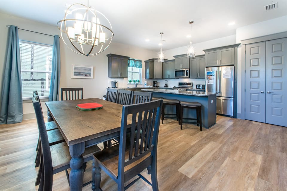 House, Multiple Beds (Our Happy Place) | Dining
