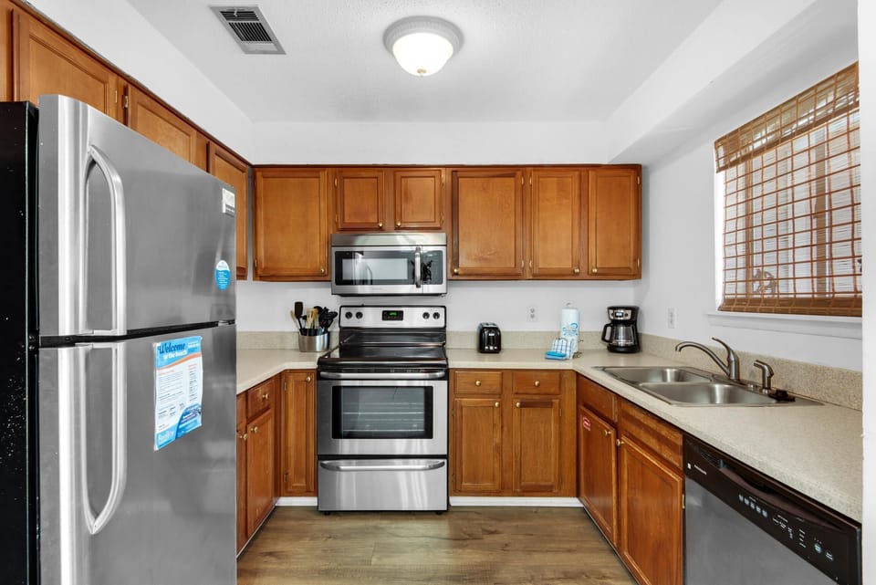 House, Multiple Beds (Gulf Winds East #47) | Private kitchen | Oven, electric kettle, toaster