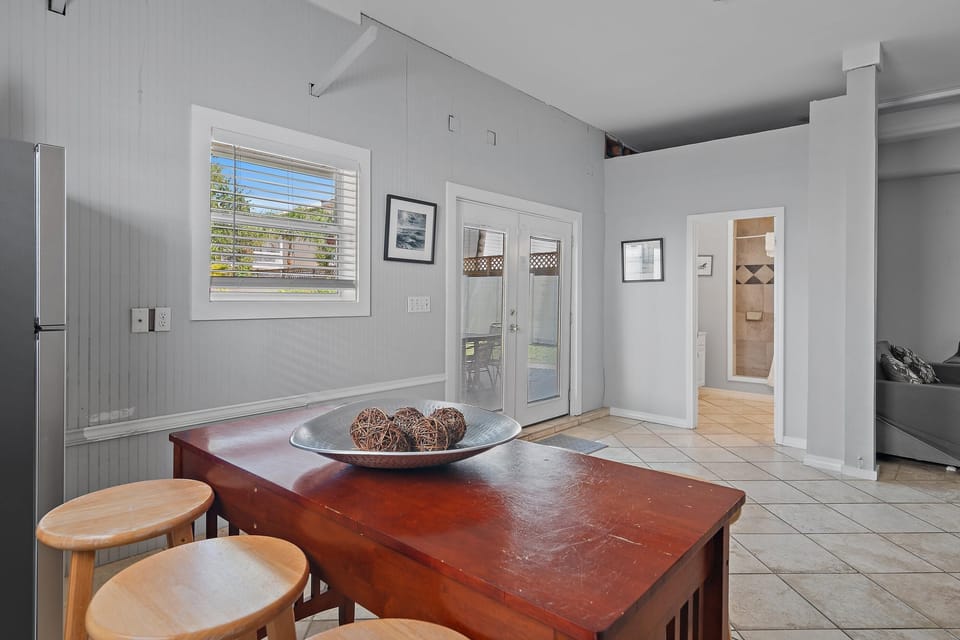 House, Multiple Beds (The Alexander) | Interior