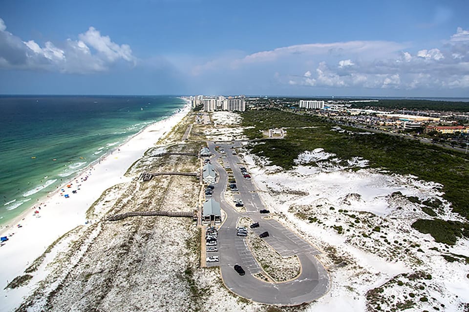 House, Multiple Beds (TexaBama Breeze) | Aerial view