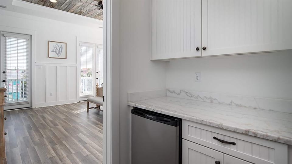 House, Multiple Beds (TexaBama Breeze) | Interior